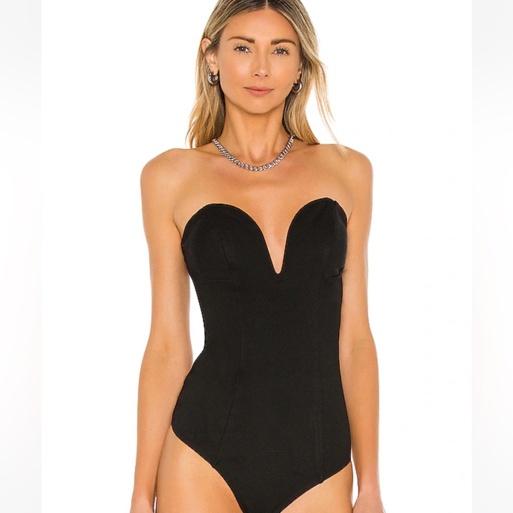 Black Strapless Bodysuit Superdown